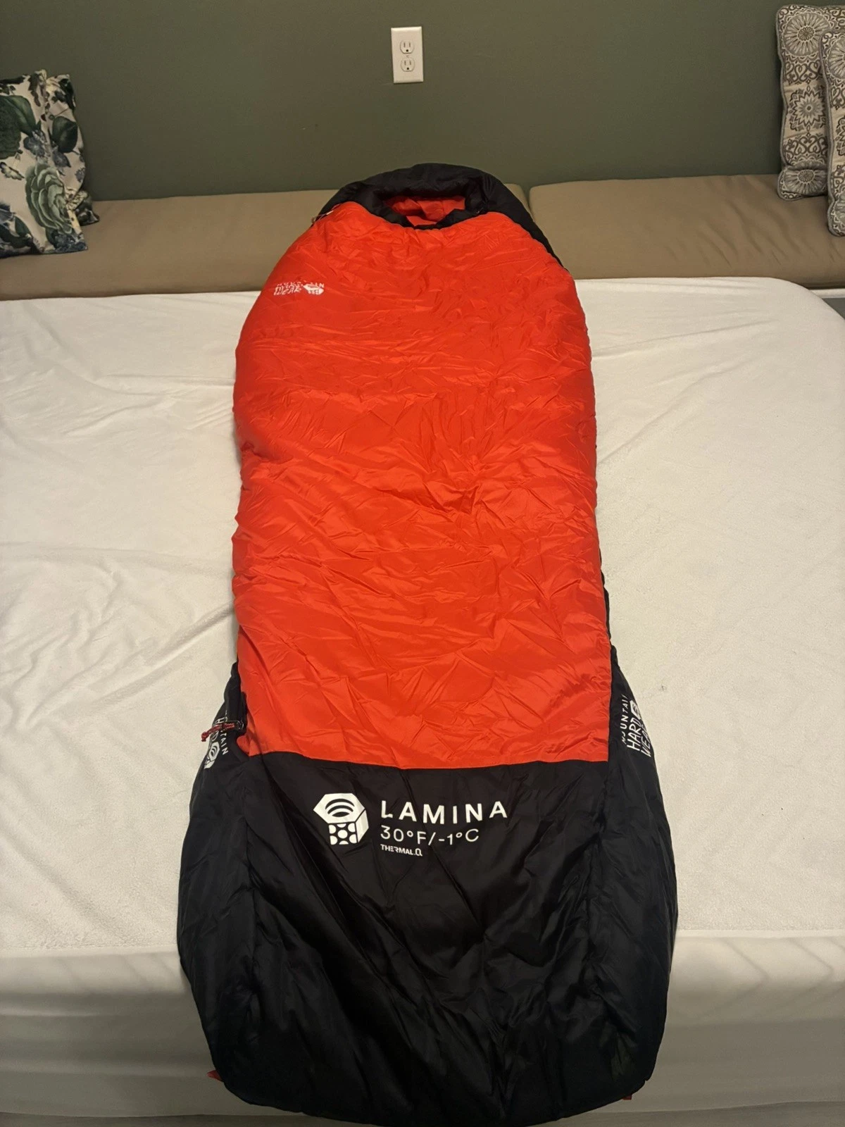 MOUNTAIN HARDWEAR WOMEN'S LAMINA 30 SLEEPING BAG, REGULAR (Right Zip)