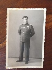 PHOTO SOVIET UNION OFFICER IN BERLIN 1945 SIGNED RUSSIA VICTORY GERMANY