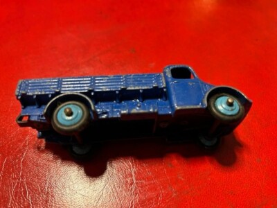Dinky Toys Austin Wagon 412 – 1:43 – Collection Angleterre – Occasion