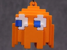 Pac-Man NEW * Clyde Clip * Blind Bag Video Game Key Chain Monogram