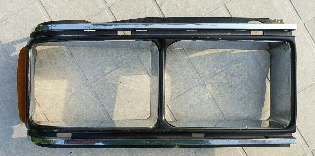 Audi Urquattro Coupe Gt 4000 Scheinwerferblende R HELLA 855941626 