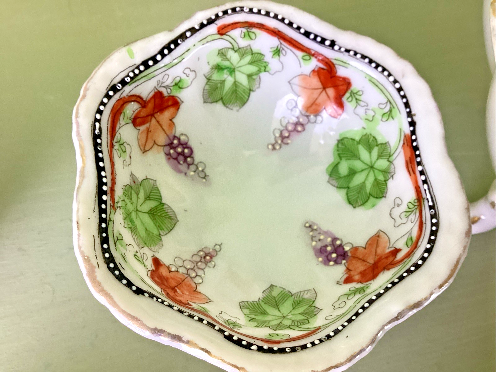 Vintage Footed 6 pc. Nut Bowl & Dishes Hand Painted Grapes Porcelain ...