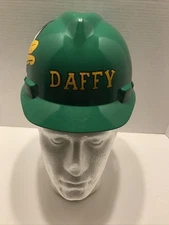 MSA V-Gard Slotted Hat with Fas-Trac Suspension (Class E, Type I) Medium