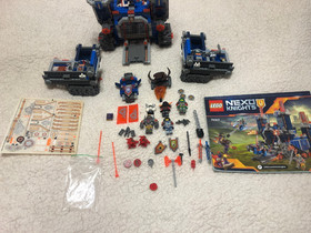 Lego 70317 Nexo Knights The Fortrex set complete with manual and extra stickers