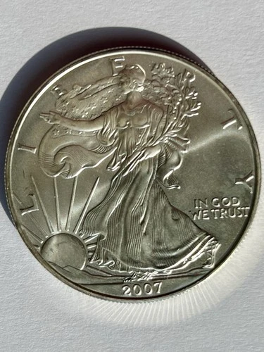 2007  $1 American Silver Eagle 1 oz .999 Fine Silver BU Uncirculated Coin