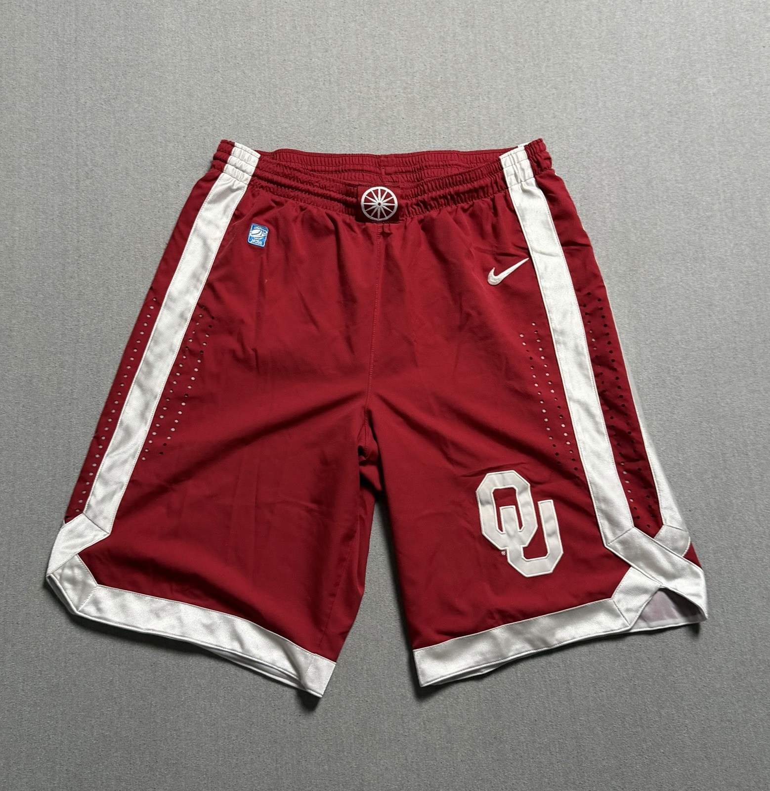 Nike Oklahoma Sooners Shorts Men's L Red Basketball Authentic Team OU thumbnail 4