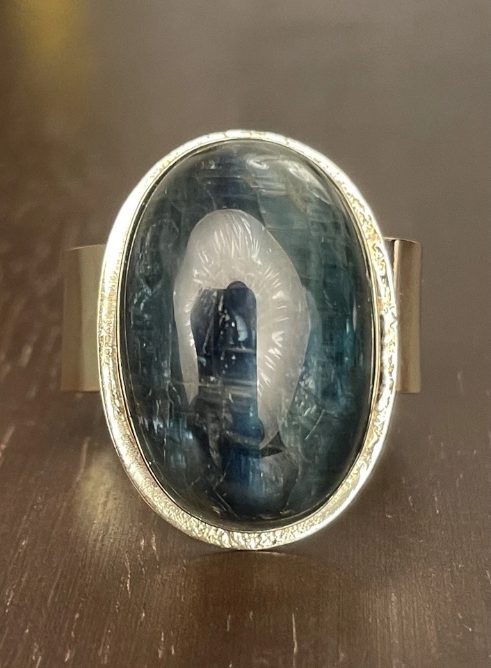 ¡Anillo de cianita azul brillante de oro macizo de 10K para hombre! 14 gramos talla 13,5 Foto 2 de 4