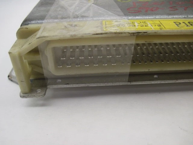 Computadora ECU ECM HYUNDAI ACCENT 1998 98 SOHC 3911022370 815438 Foto 3 de 4