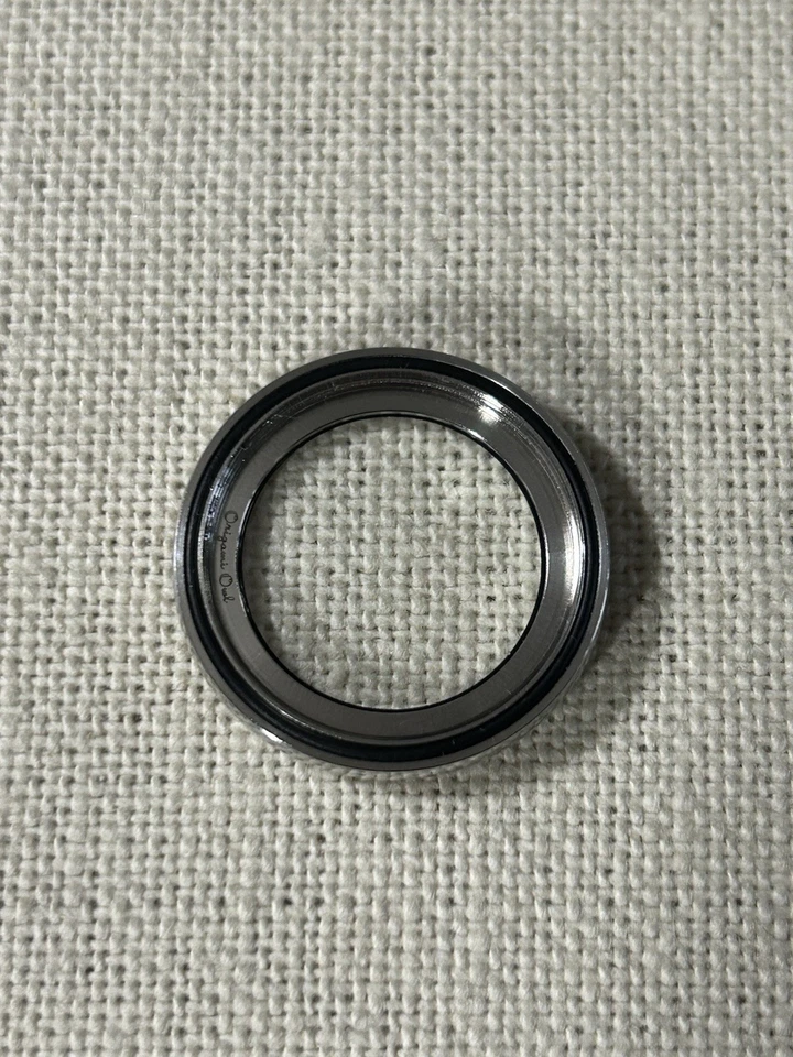 Origami Owl BZ0011 Mediano Plateado con Cristales Blanco Ópalo Girado "CARA" Solo "Nuevo" Foto 4 de 4