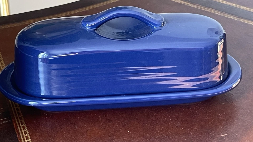 Plato de mantequilla de cerámica Chantal soporte con tapa azul horno lavavajillas apto para microondas Foto 2 de 4