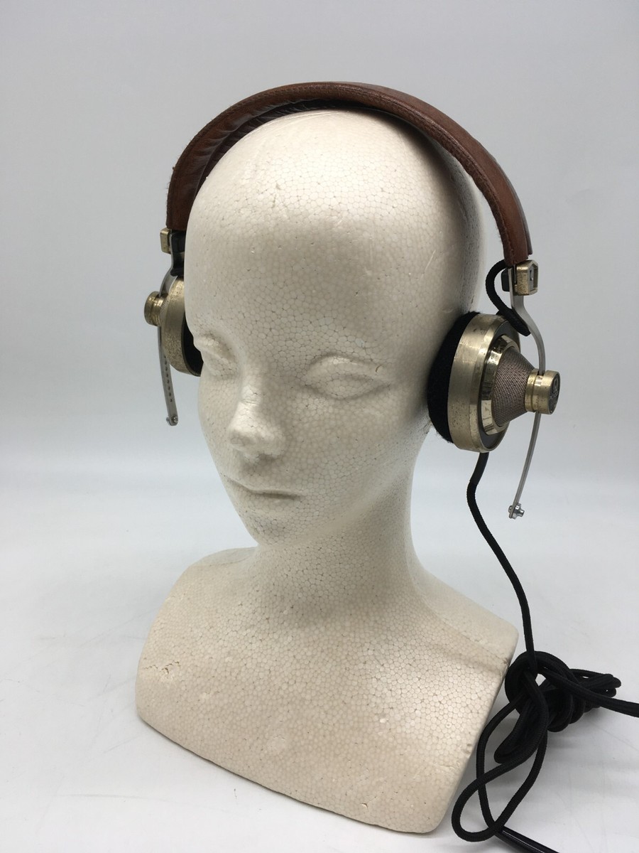 要修理 PIONEER ヘッドホン SE-L40 ケース付き Pioneer SE-L40 音の出ないジャンクのビンテージヘッドホンを