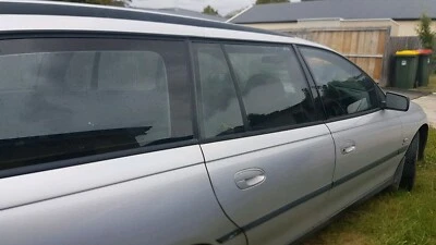 2002 Holden Commodore Vy Exec With 8 Seats Cars