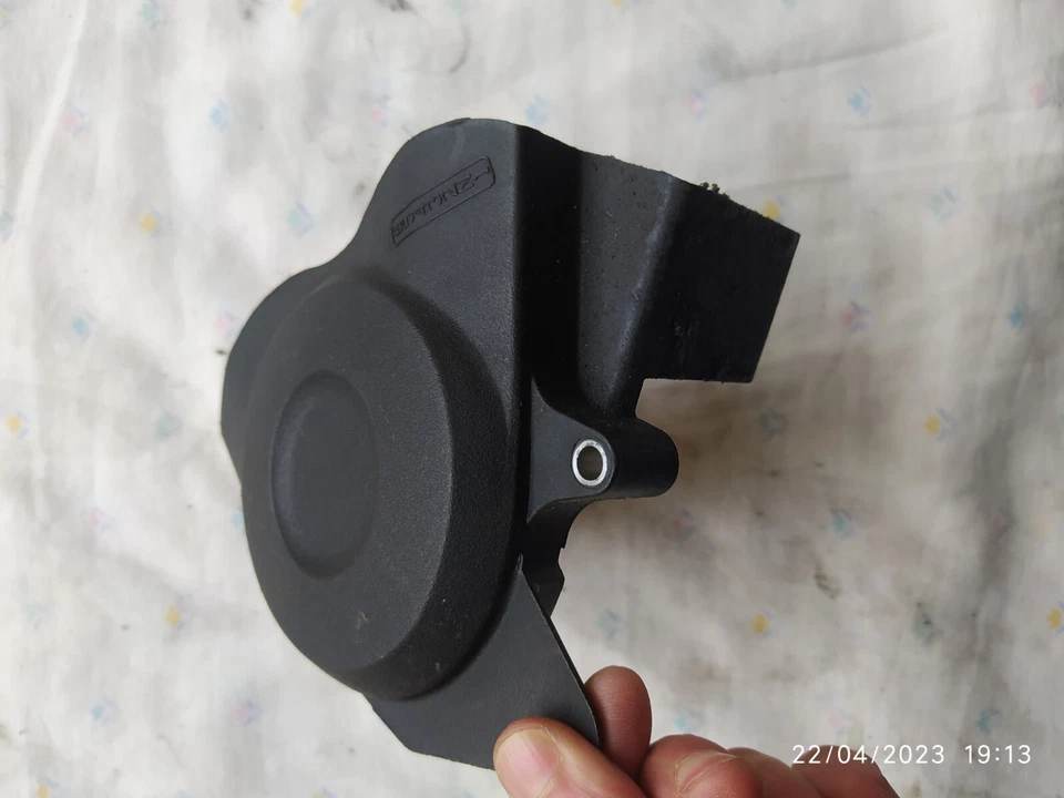 KAWASAKI VERSYS 650 CHAIN COVER SPROCKET 14026-0092 Foto 2 de 3