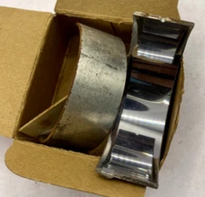 SET OF 2  FEDERAL MOGUL 1840 SB ENGINE BEARING PART NUMBER 1840 SB MADE IN USA