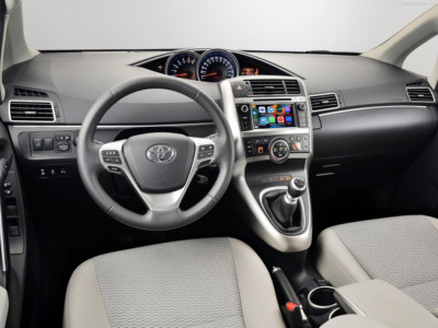 Toyota Verso 2014-2019 Apple Carplay AndroidAuto MMI OEM Screen Retrofit Upgrade