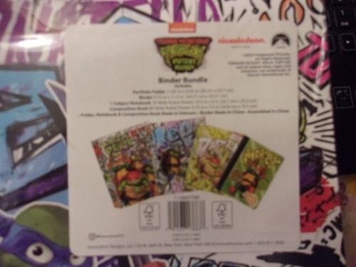 TEENAGE MUTANT NINJA TURTLES~BINDER BUNDLE~MUTANT MAYHEM~2BOOKS~BINDER~FOLDERnew - Picture 3 of 3