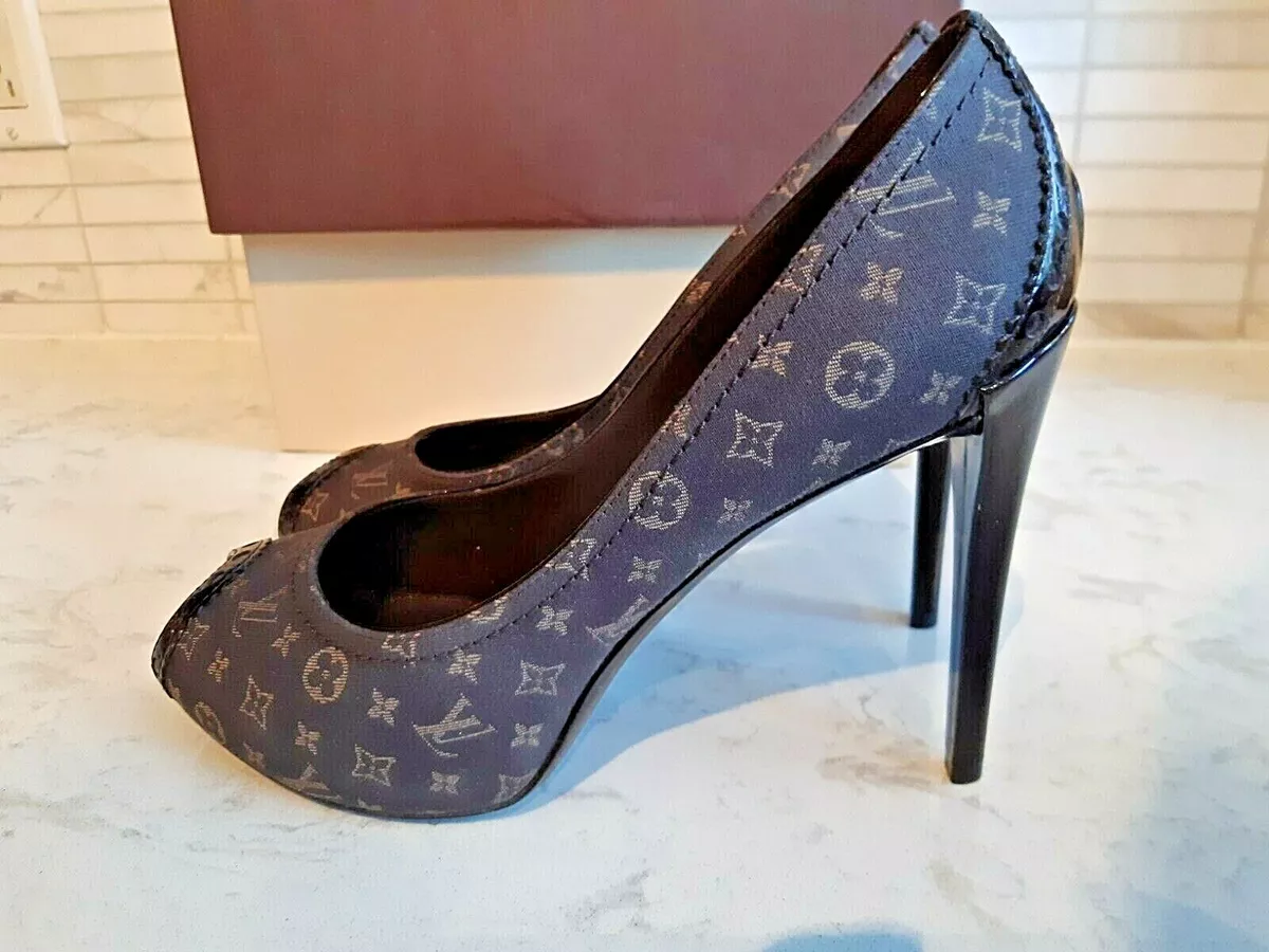 Louis Vuitton shoes, women high heels