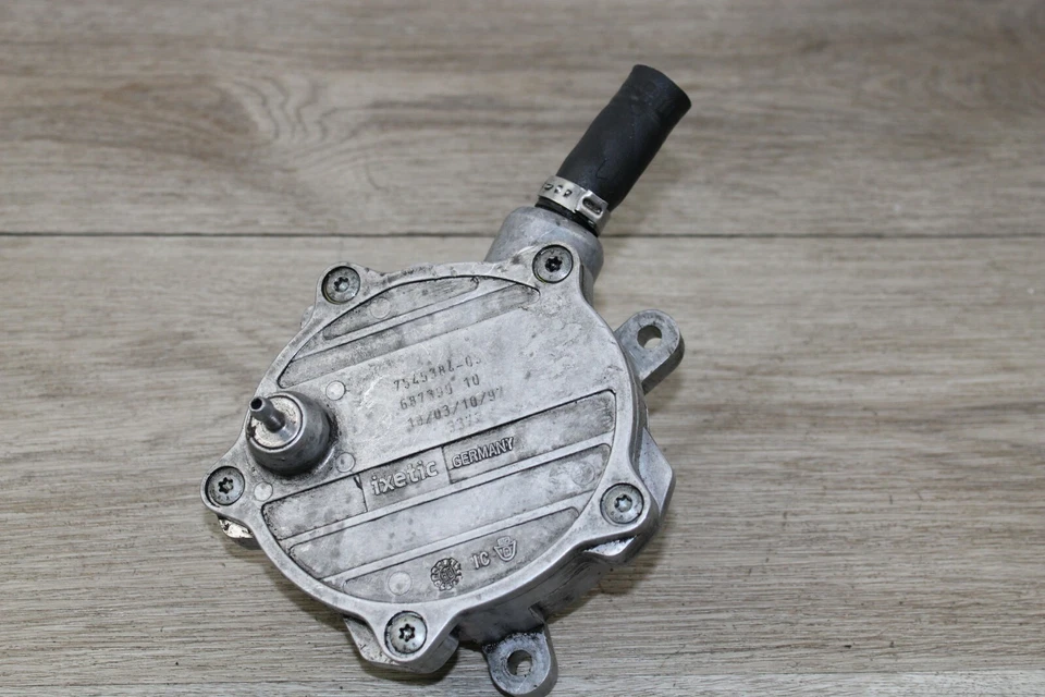 BOMBA DE VACÍO MOTOR BMW E60 E53 E70 E65 E66 745I 745LI 750LI 750I 4.4 N62 Foto 2 de 4