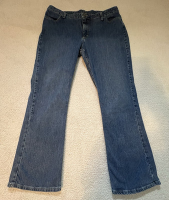 Lee Riders womens jeans 18M mid rise boot cut slimming pocket panel
