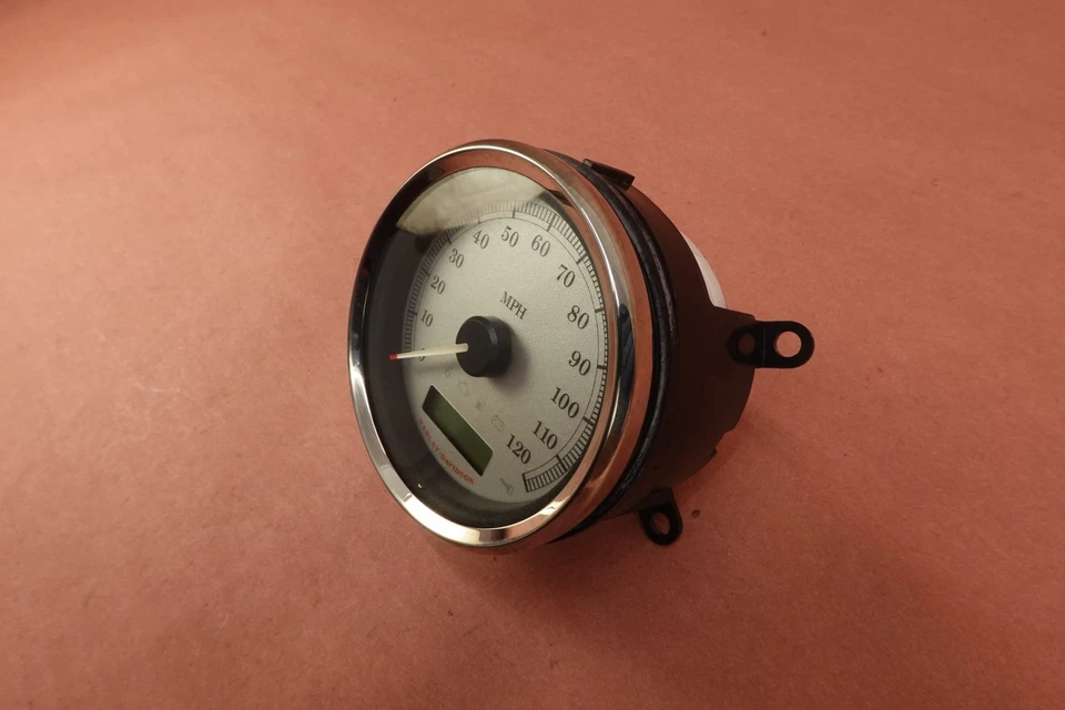 2007-2011 Harley Davidson FLHX Street Glide Speedometer Speedo Gauge - Image 2 of 4