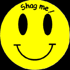 Yellow Smiley Face Emoji Pin Badge Brooch - Metal Fashion Accessory Hen Party