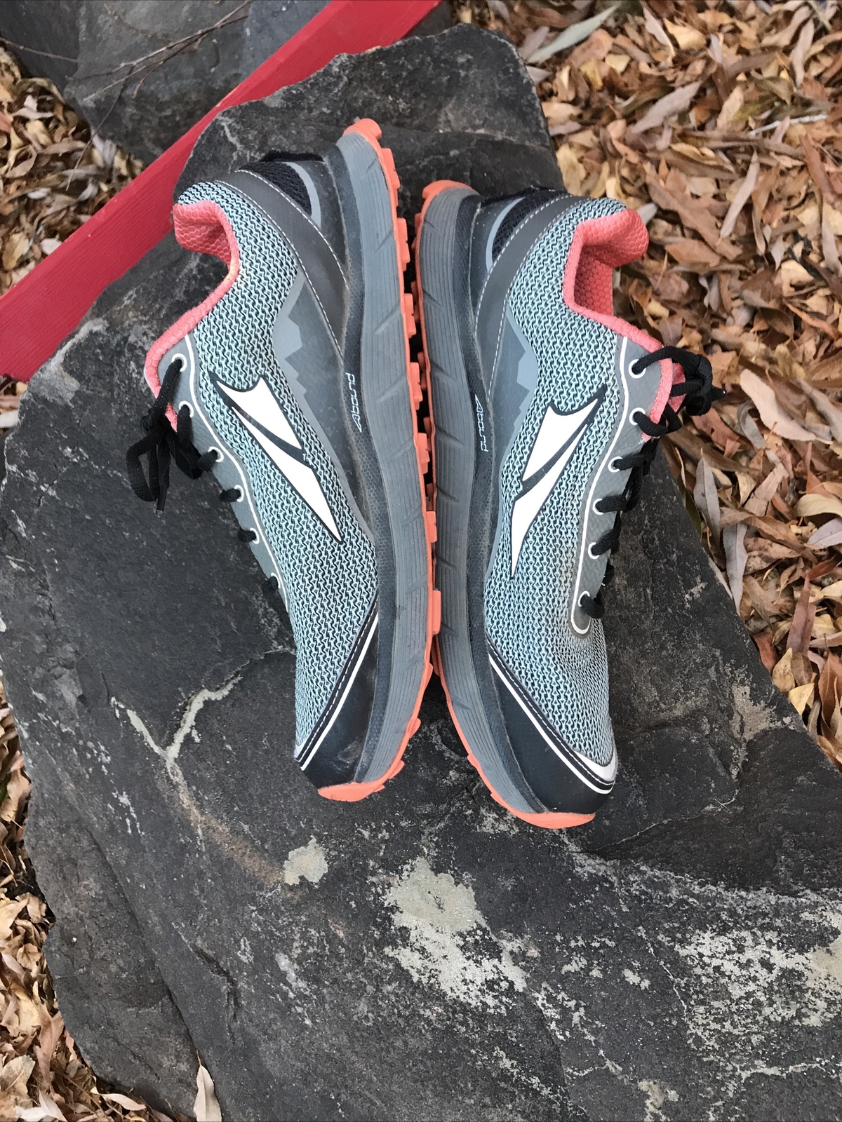 altra lone peak 2.5