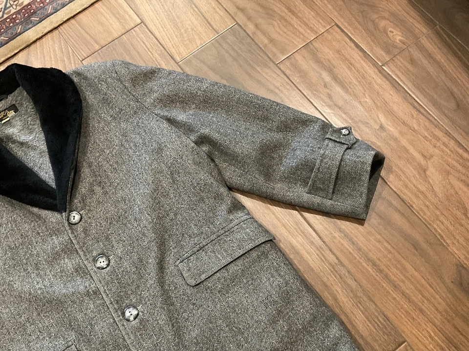 Vintage LL Bean Coat Jacket Mens 46 Gray Tweed Fur Collar 1950 - 60s Cursive Tag - Image 2 of 4