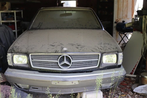 1983 Mercedes-Benz 300-Series 