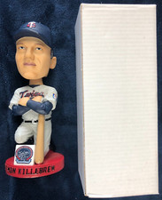 2006 Harmon Killebrew Bobblehead Minnesota Twins Season Ticket Holder Red Base