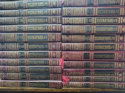 Gemarah Talmud Bavli Artscroll Hebrew/English 23 Volumes Daf Yomi Edition 