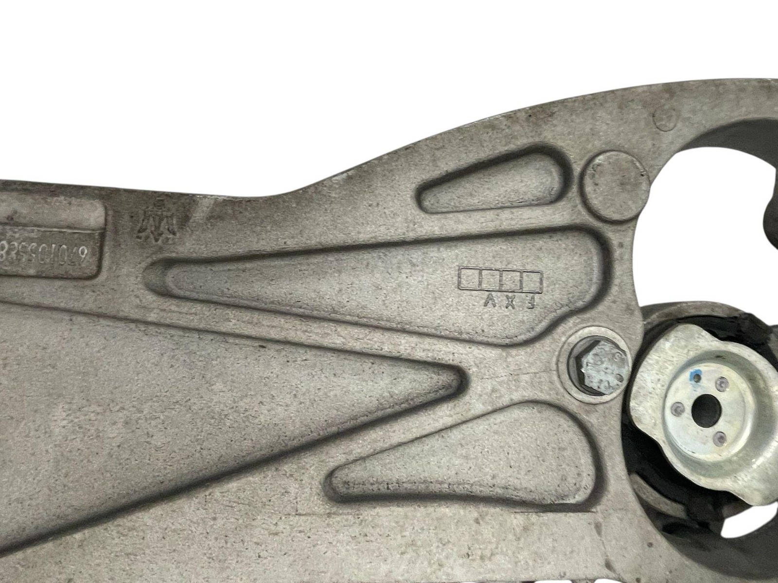 Maserati Levante 2017-2024 Support bracket