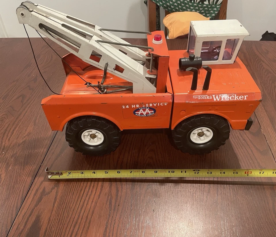 Vintage Orange Mighty Tonka Tow Truck Double Boom Wrecker 18.5” - Image 3 of 4