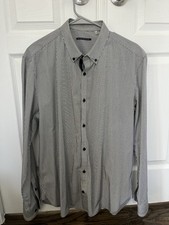 Elie Tahari Men  s Pinstriped Button Up Shirt