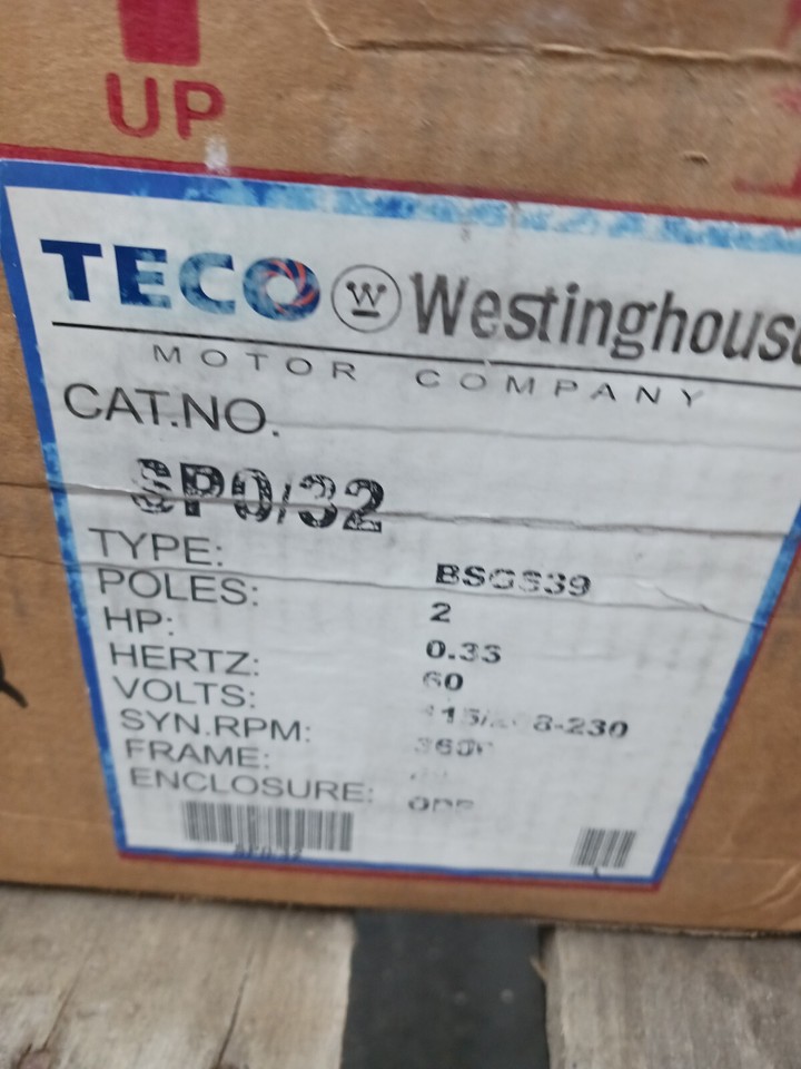 Inverter Micro Series VFD Leeson 174931 1 CV (4A) 115/230V 1Ph In / 3Ph Out Nema-1 Nuovo - Foto 4