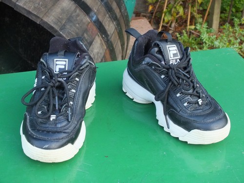 fila white trainers size 3