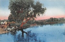 FLANNERIES en BERRY ... et les bruits des battoirs sur l'eau 