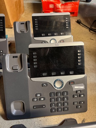 *READ* Lot of 7x Cisco 8841 - 10x handset, 6x stand, 5x psu CP-8841-K9 - 第 6/16 張圖片