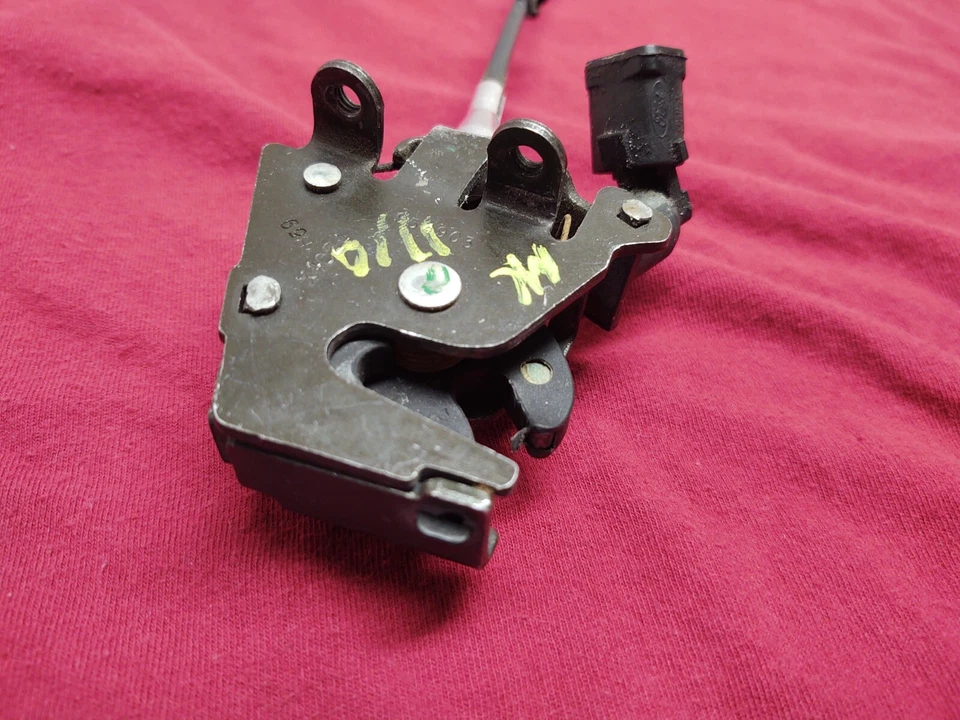 BACK WINDOW GLASS LATCH WITH CABLE FORD EXPLORER 2002-2005 4L2Z-7840860-AA - Image 2 of 4