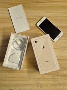 Apple iPhone 8 - 64GB - Gold (Entsperrt) A1905 (GSM)