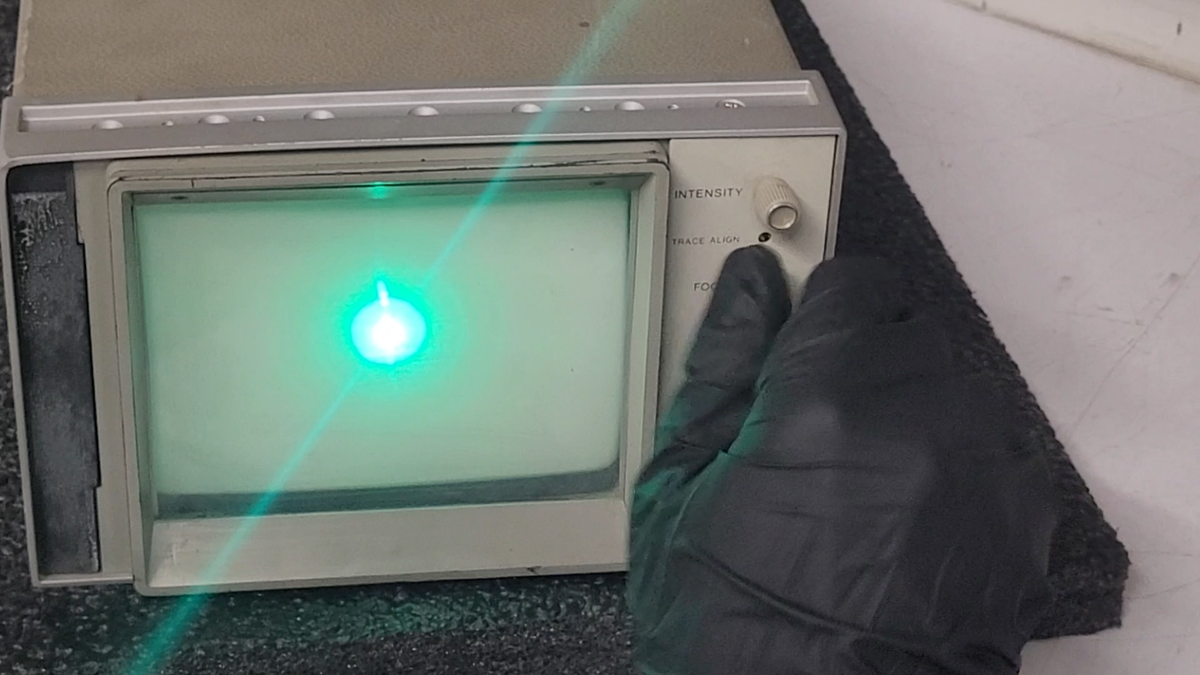 Vintage HP Prototype Oscilloscope Screen XYZ Cartesian Green