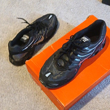 Nike Mens Black Low Top Lace-Up Athletic Snea...