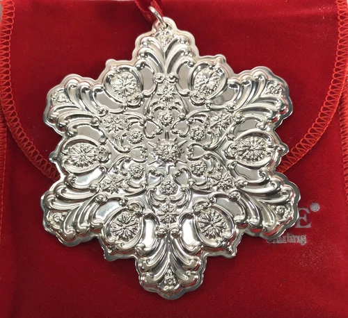 TOWLE 1995 STERLING SILVER OLD MASTERS SNOWFLAKE ORNAMENT - SLEEVE BOX POUCH COA - Picture 5 of 18