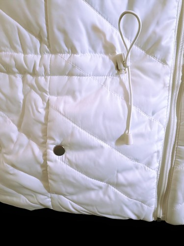 NWT Lane Bryant Women's White Puffer Reversible Lightweight Vest Pockets 18/20 - Picture 4 of 8