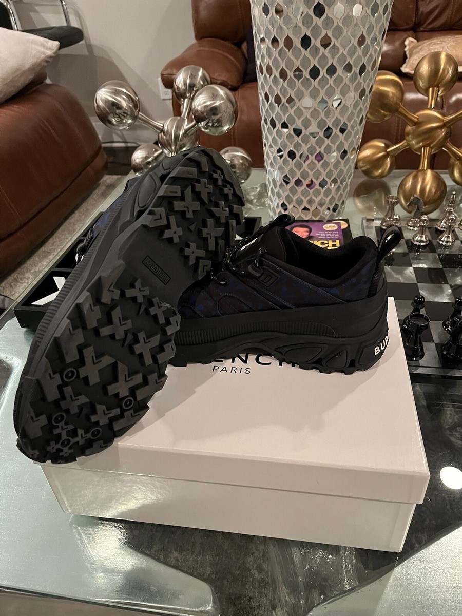 Burberry Arthur Monogram Deep Royal Blue Sneakers Size 44 Burberry Arthur Monogram Deep Royal Blue Sneakers Size 44