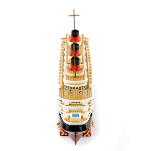 1/1250 S.S. Normandie Cruise Ship Ocean Liner Model Diecast Boat Model With Case - Picture 5 of 12