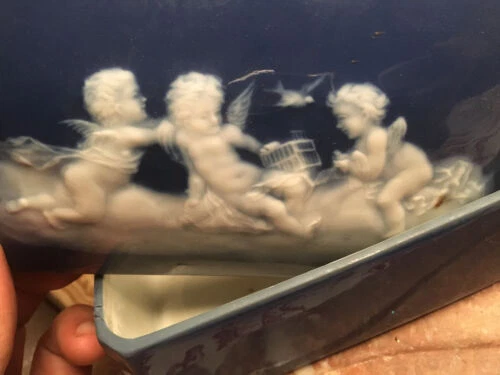 Vases, soliflores et bouteilles en céramique de Limoges