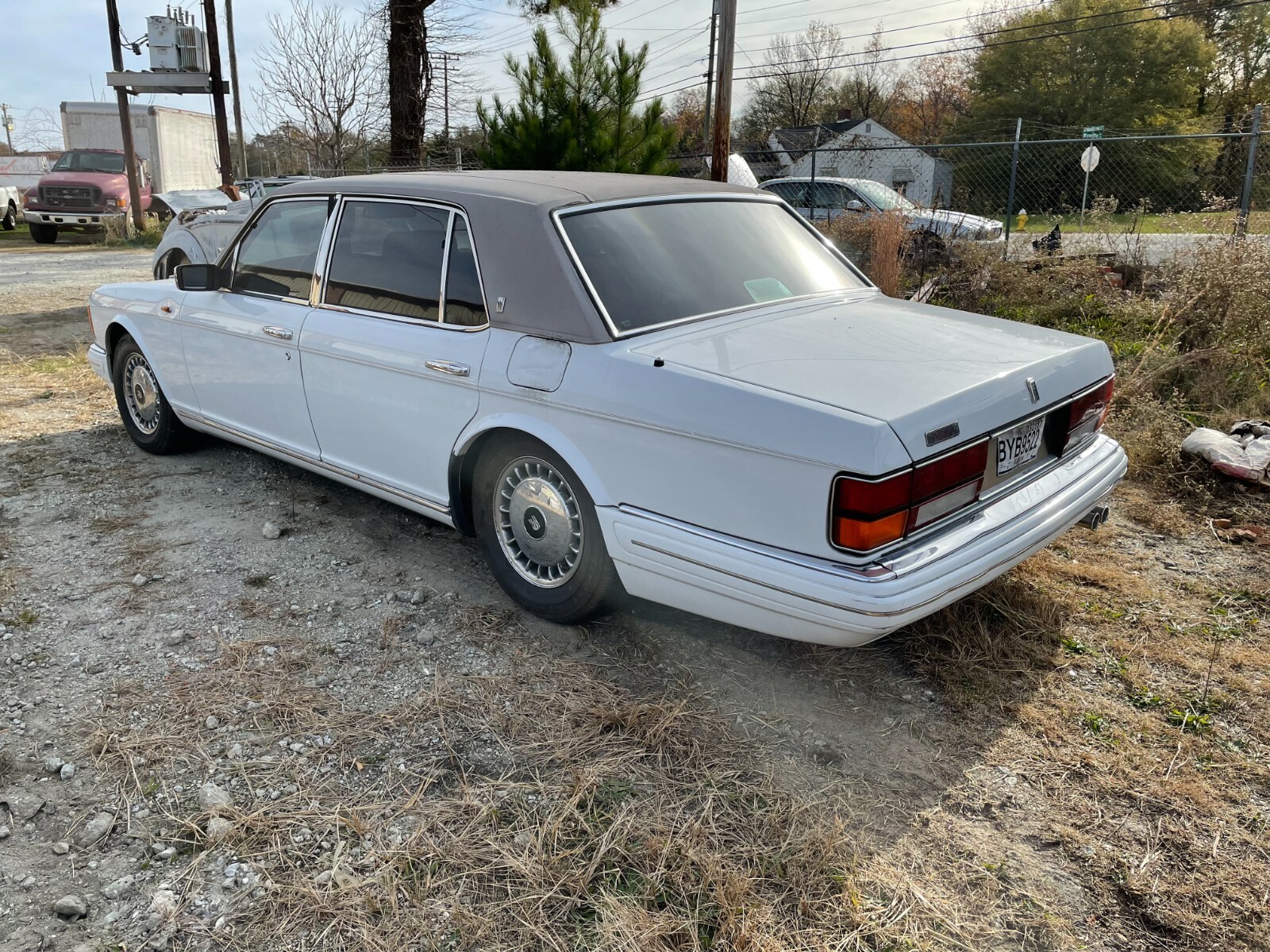 1995 BENTLEY BROOKLANDS BRAKE ACCUMULATOR, HUGE ROLLS ROYCE SPUR PARTS INVENTORY
