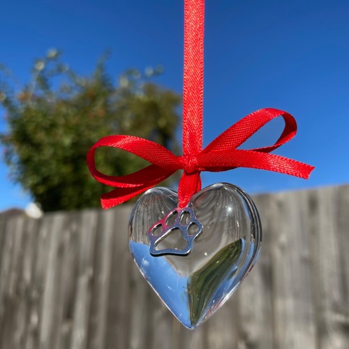 Red Pet Loss Memorial Christmas Tree Love Heart Decoration or Sun Catcher ~ Paw - Picture 9 of 10