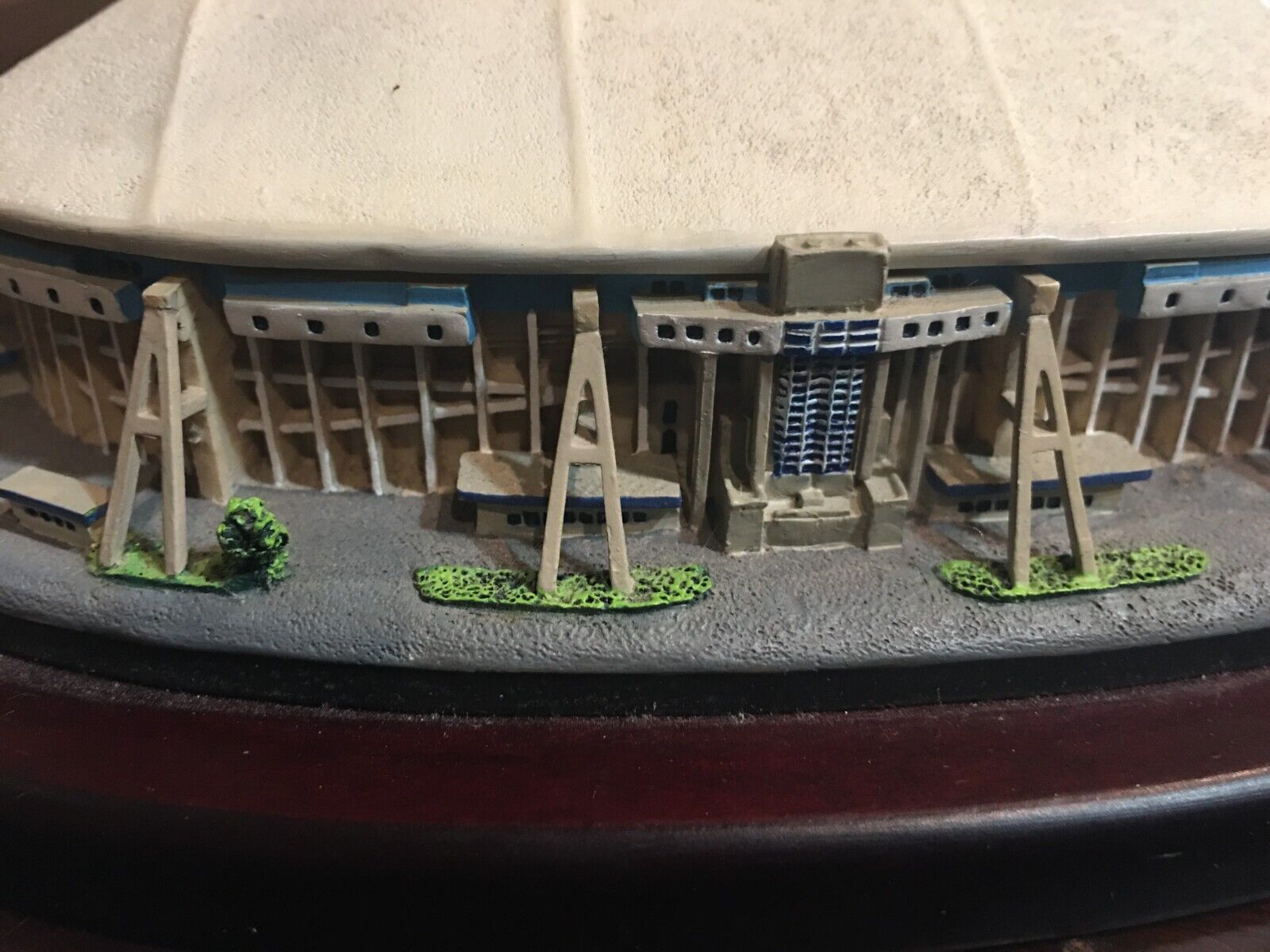 Picture 5 of 18