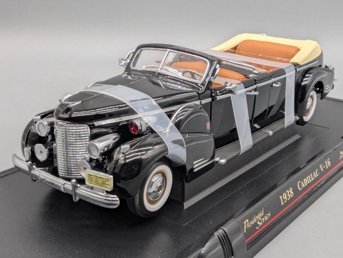Modellini auto 1:24 Road Signature Yat Ming Cadillac V16 berlina presidenziale 1938 IMBALLO ORIGINALE - Foto 3 di 17